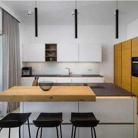 Beachfront Villa with Pool and Sea Views on Ciovo island near Trogir, Sleeps 8